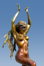 Cargar imagen en el visor de la galería, Escultura de bronce del fénix
