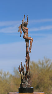 Escultura de bronce del fénix