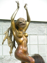 Cargar imagen en el visor de la galería, Escultura de bronce del fénix
