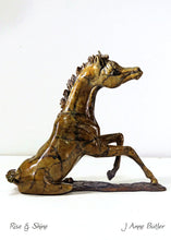 Cargar imagen en el visor de la galería, Esculturas de potro de bronce en miniatura &quot;Rise and Shine&quot;. (Disponible ahora)
