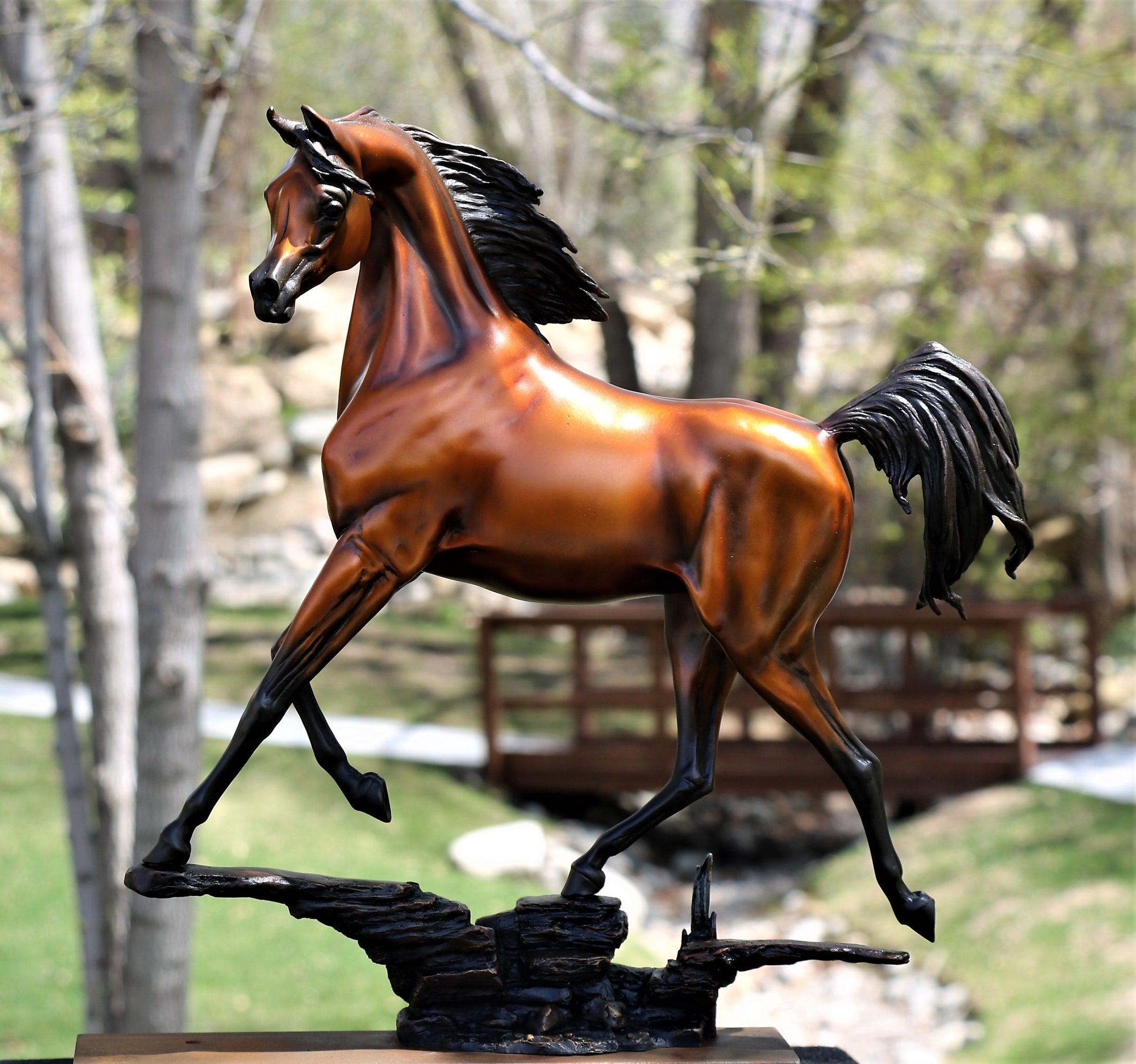 Escultura de bronce del caballo árabe 