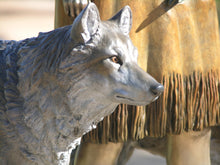 Cargar imagen en el visor de la galería, Native American Bronze Sculpture 
