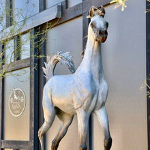 Cargar imagen en el visor de la galería, Escultura de bronce de caballo árabe de tamaño natural &quot;Sueño de primavera&quot; &quot;160 cm 64&quot; de alto 
